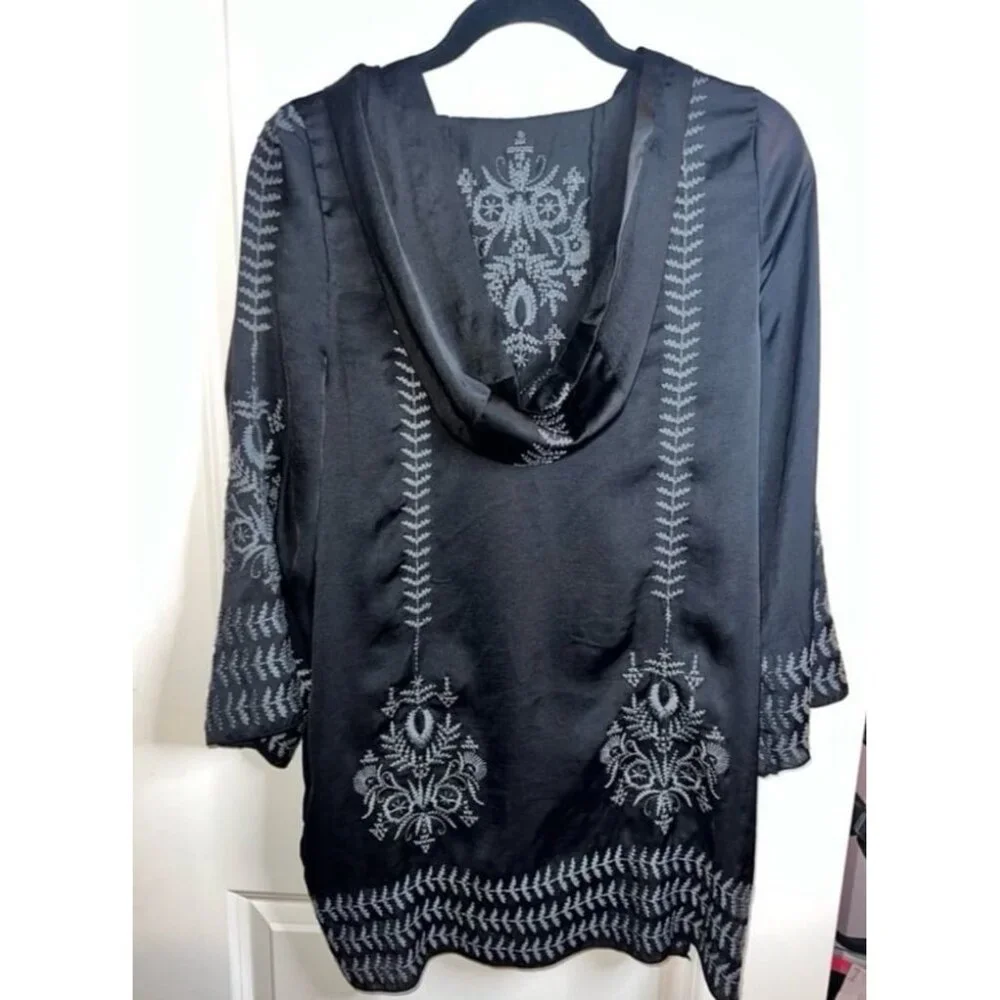 Ivy Jane Embroidered Hooded Dress